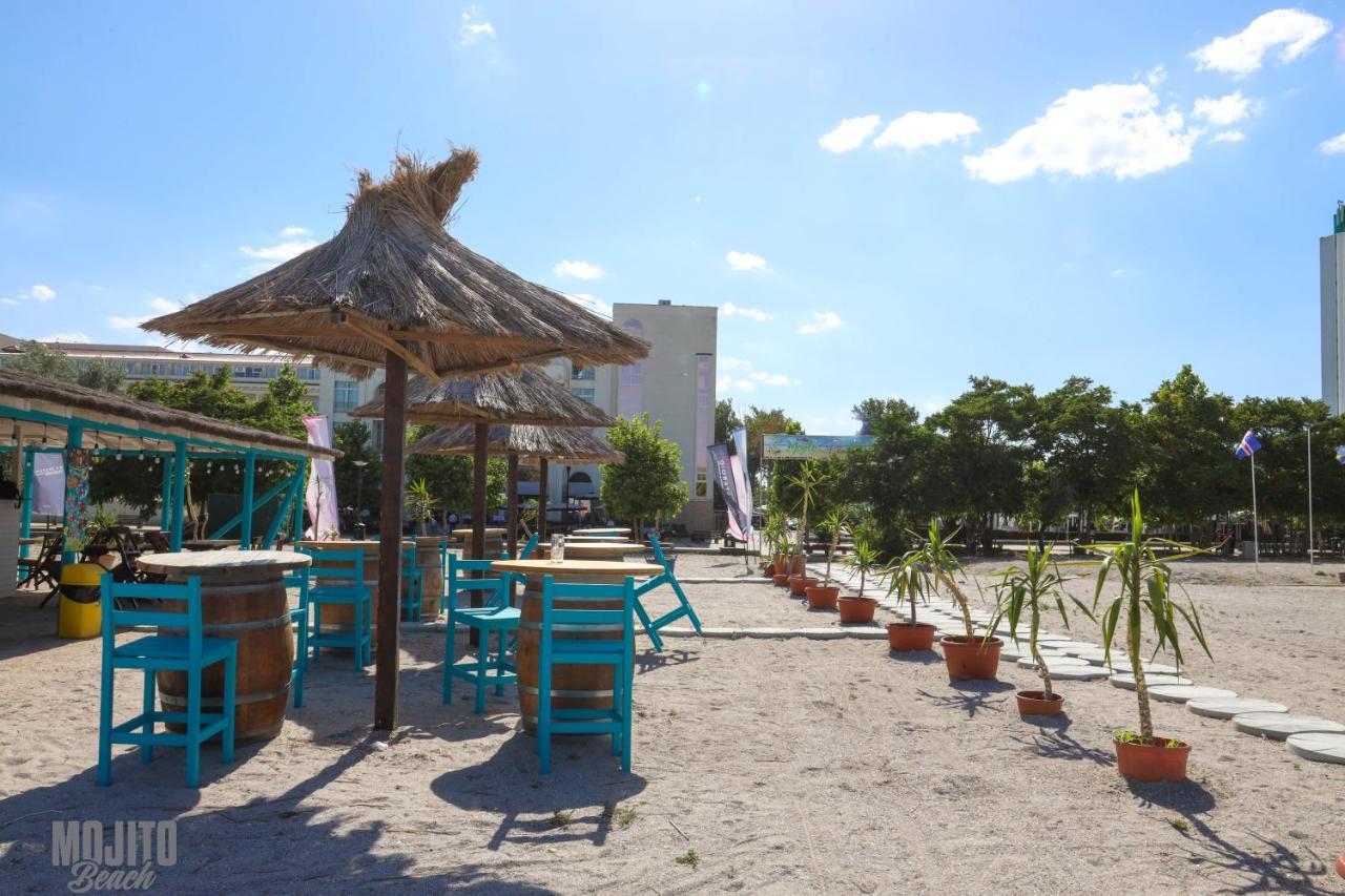 Hotel Venus Mamaia Kültér fotó